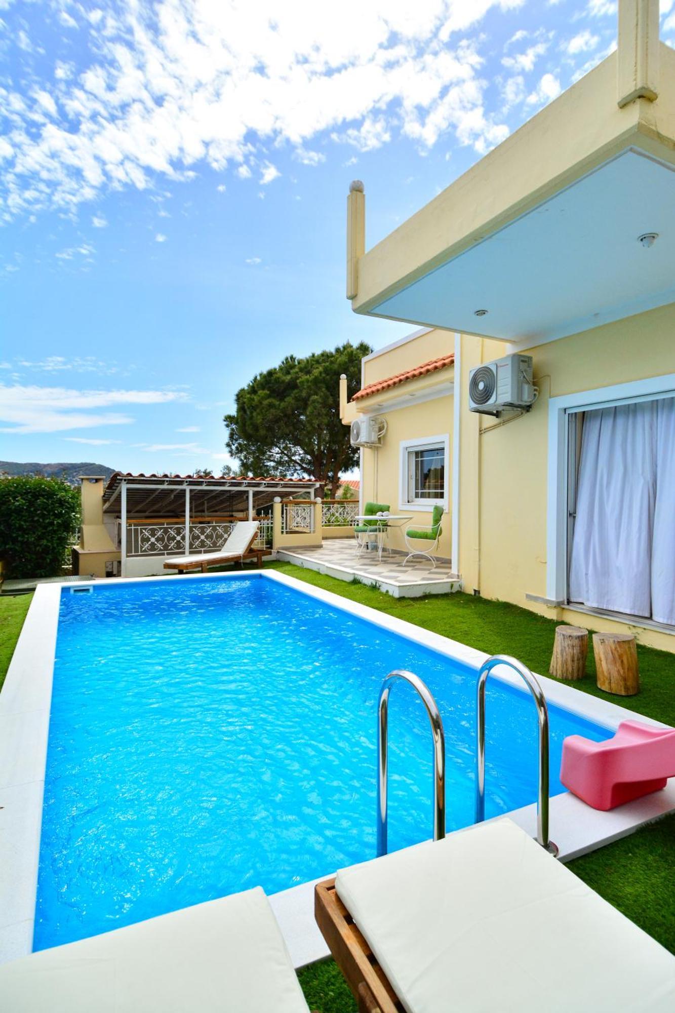 Villa Filoxenia All Seasons, Near Airport, Sea, Athens Agia Marina  Bagian luar foto