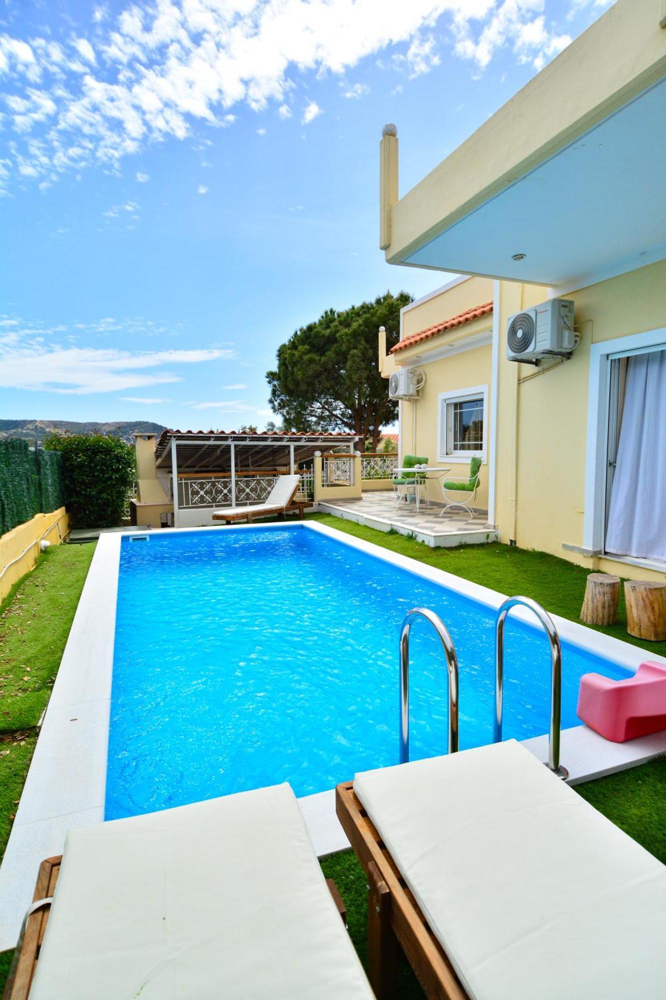 Villa Filoxenia All Seasons, Near Airport, Sea, Athens Agia Marina  Bagian luar foto